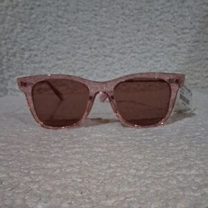 NWT Womens Coach Sunglasses Transparent Pink HC8290